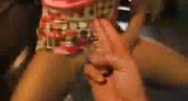 sex karaoke vietnam mac Mac ôm một cô gái, sau đó dừng phim xet 18 lại.