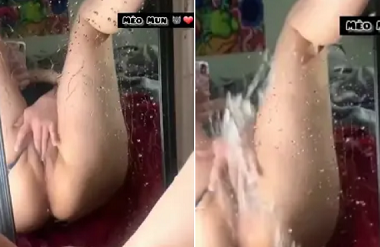 phim sex người mỹ Nước bắn tung tóe khi móc bướm